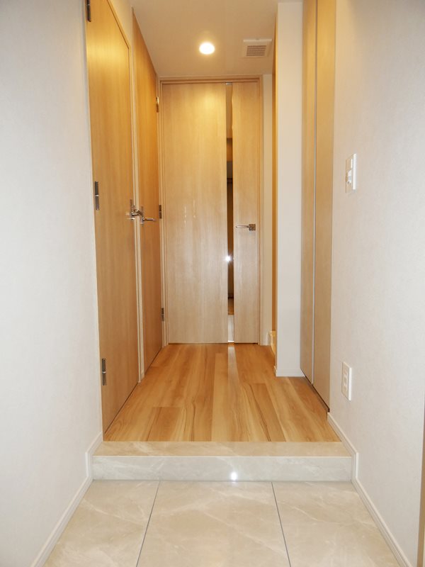 ルフォンプログレ西大井プレミア 玄関