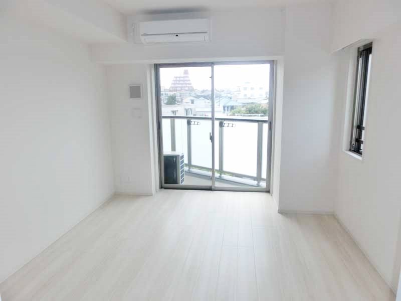 プラネソシエ大森山王 玄関