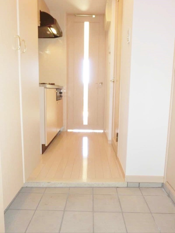 レジディア大森 玄関