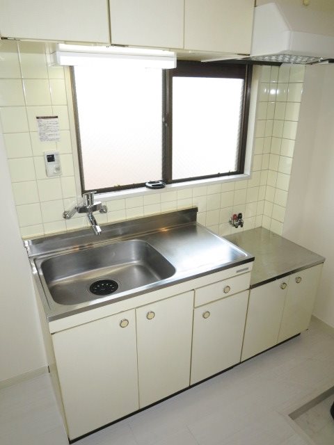 ハイツカワバタ キッチン