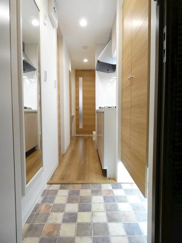 ALLURE渋谷本町 玄関