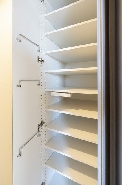 コンフォリア二葉 玄関