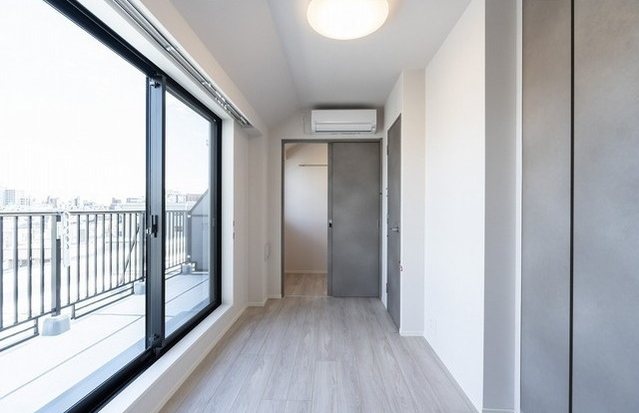 コンフォリア二葉 リビング