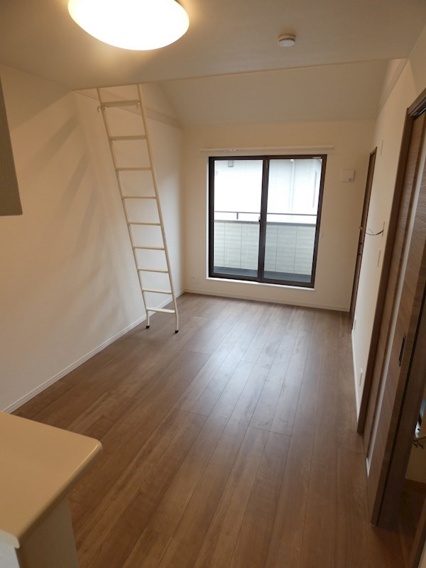 カミニート リビング