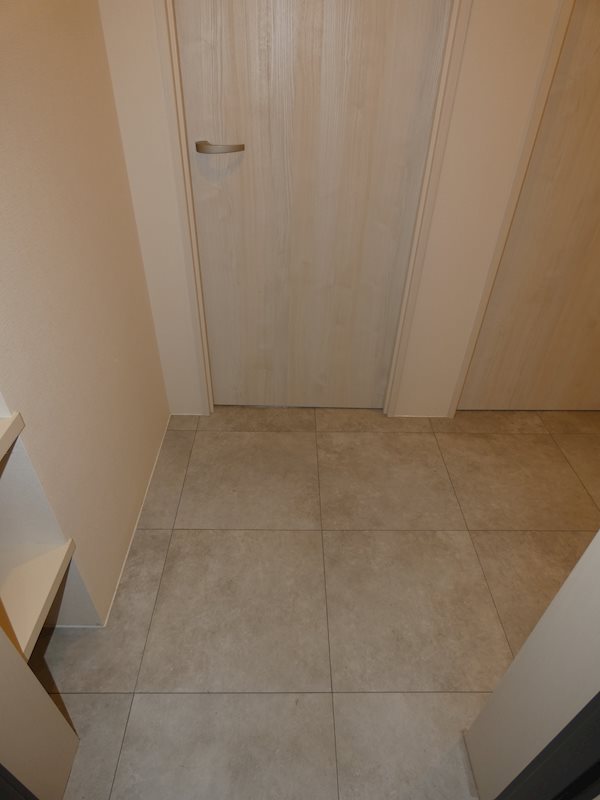 エスタート大井町フォレスト 玄関