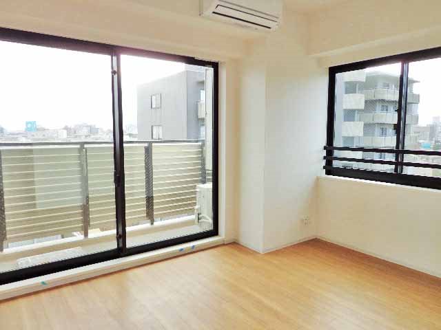 プライマル大井仙台坂 リビング