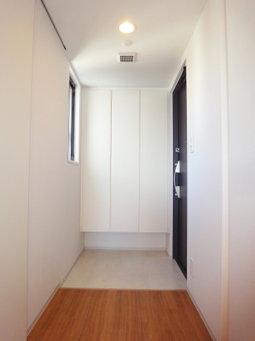 プライマル大井仙台坂  玄関