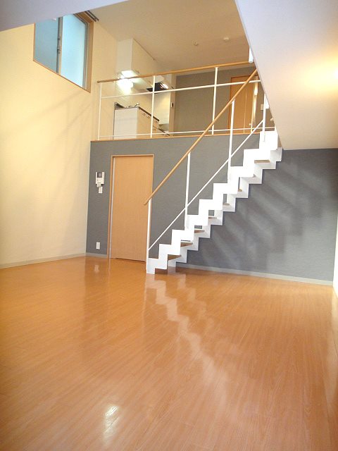 KIT ANNEX  リビング