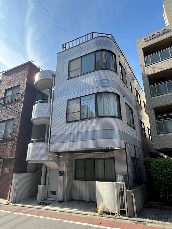 岡ビル  301号室 外観