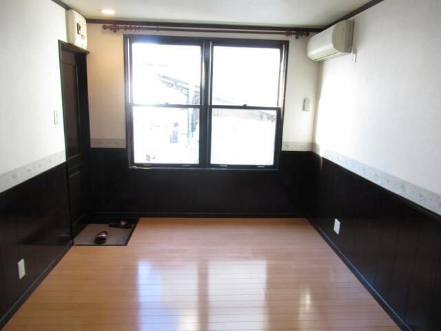 ウイング古屋Ⅱ ベッドルーム