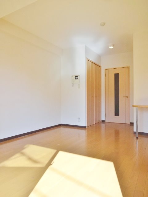 メゾン・ド・ゼファー リビング