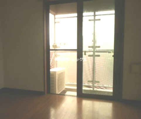 ＶＥＲＴメゾンクレソンⅢ リビング