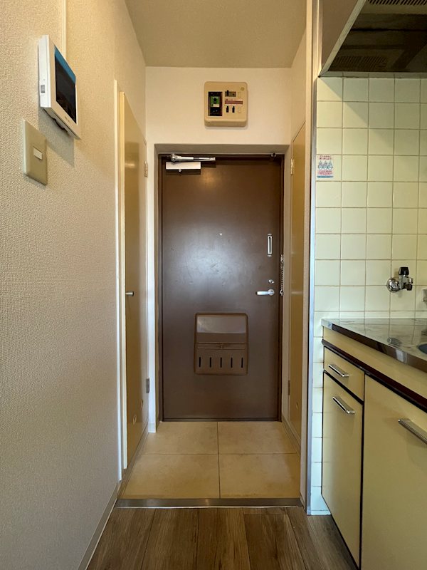 ユースフル祐天寺Ⅱ 玄関