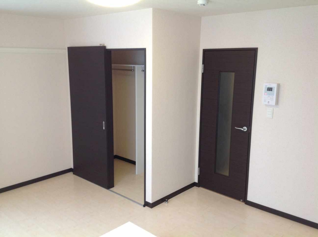 レオネクストブラウネスハイムⅢ リビング