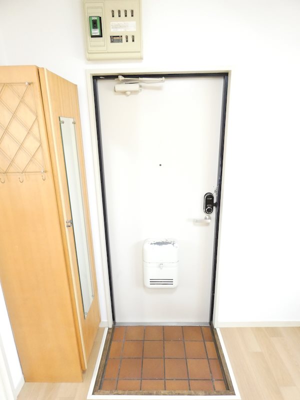 エレガンスST 玄関