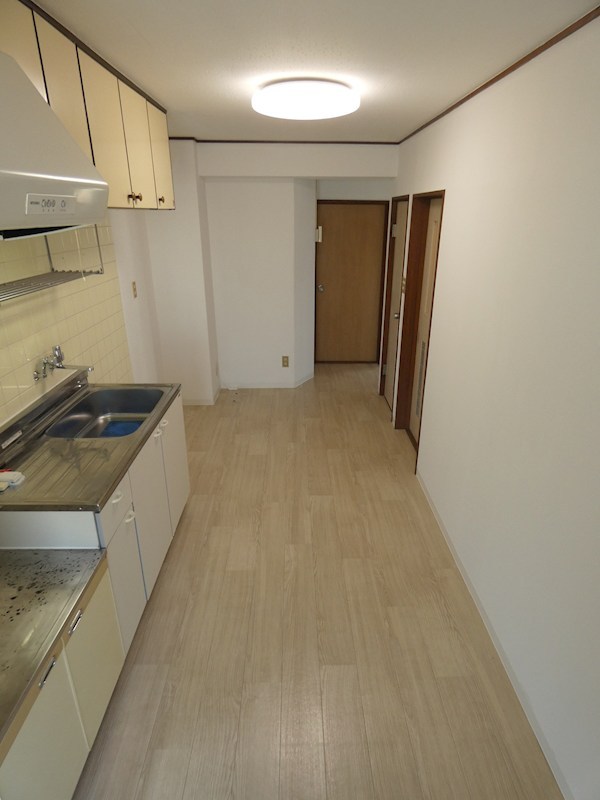 丸三ビル リビング