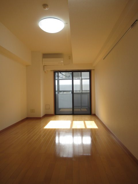 ヴィータローザ東雪谷 ベッドルーム