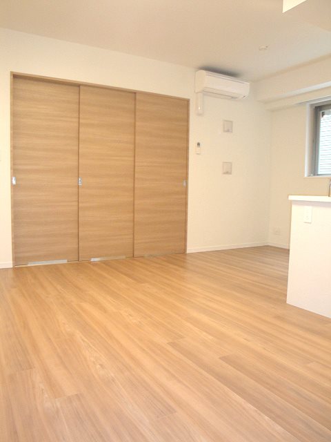 オアージュ大井 リビング