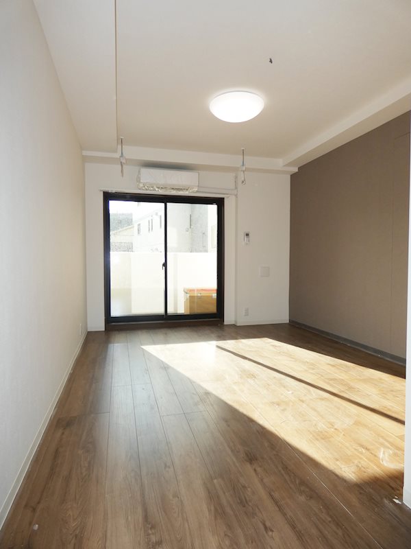 Kukuna Omori リビング