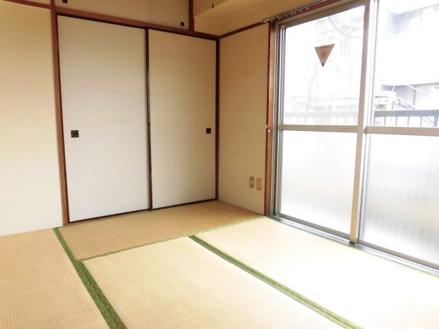 小川ビル リビング