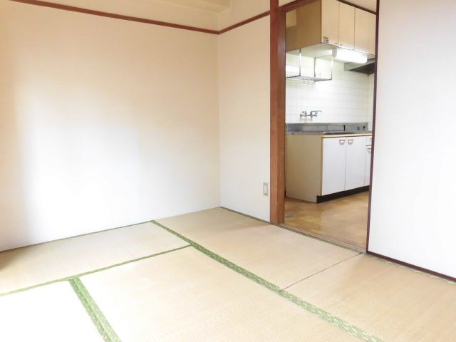 小川ビル ベッドルーム