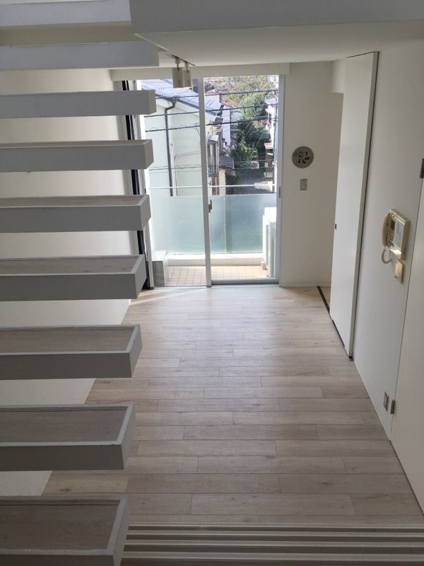 ライトハウス リビング