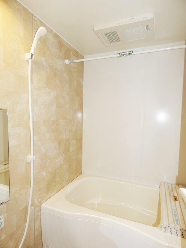 Kukuna Omori  風呂画像