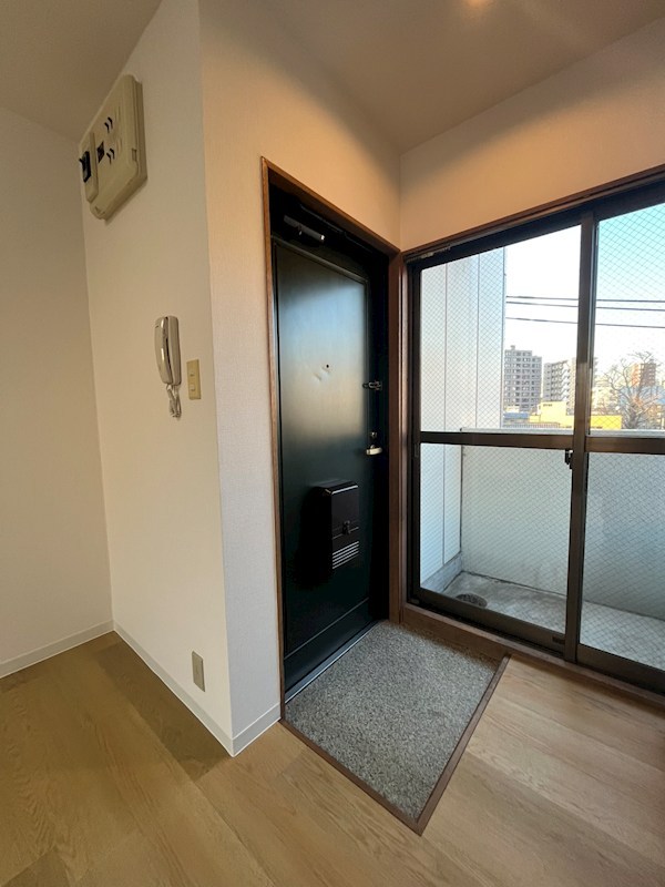 コジマハイツ   玄関