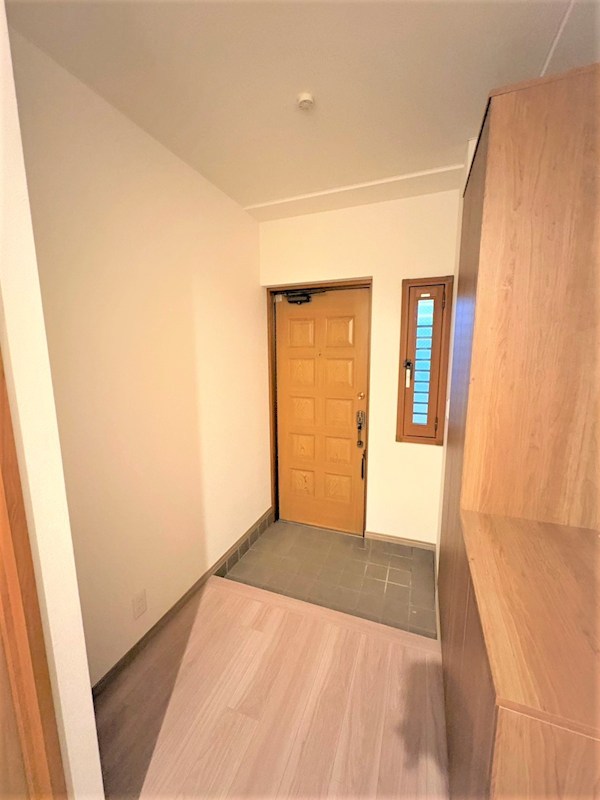 シノン原町 玄関