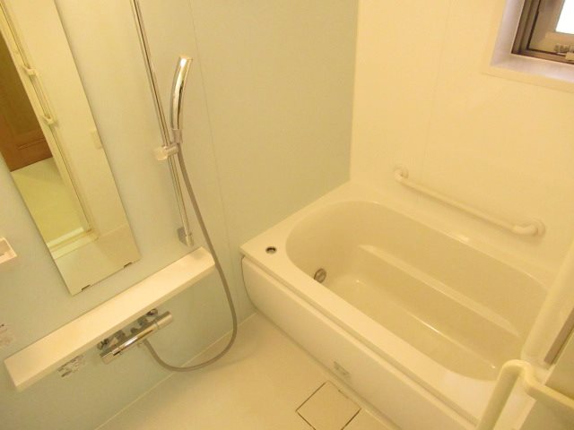 ハウスパティオ 風呂画像