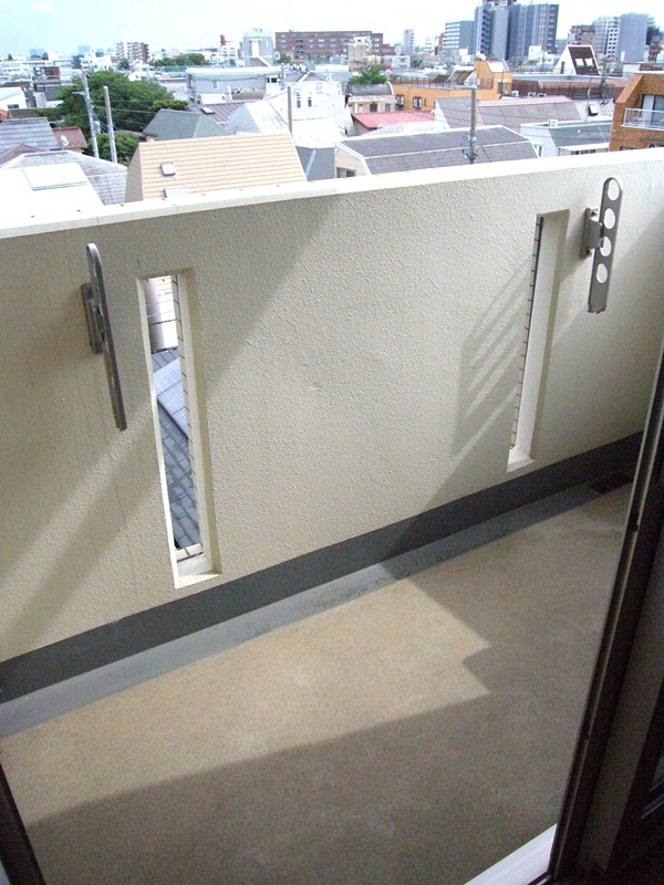 CASA MIA NAKANOBU ベランダ