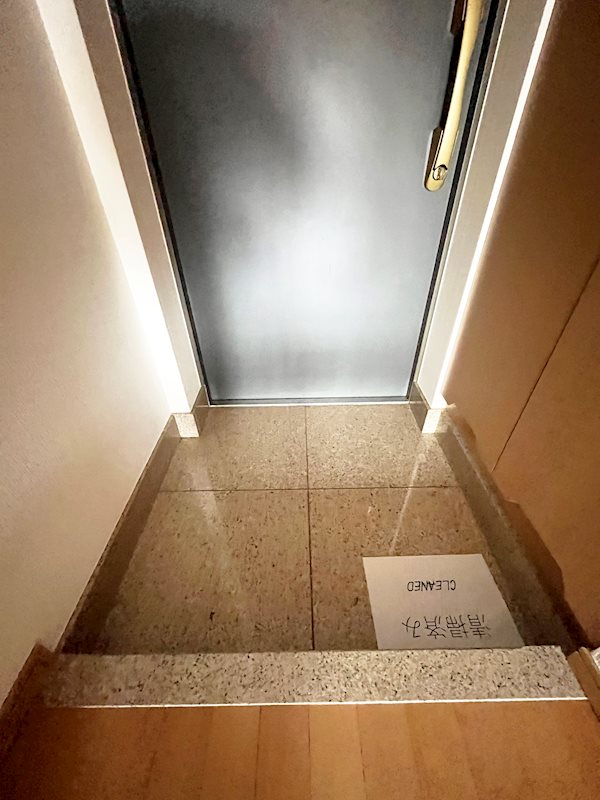 ルーブル南池袋 玄関