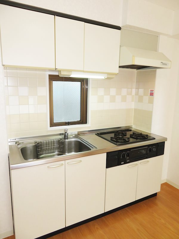 アートグラスビル キッチン