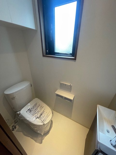 CREST COURT その他1