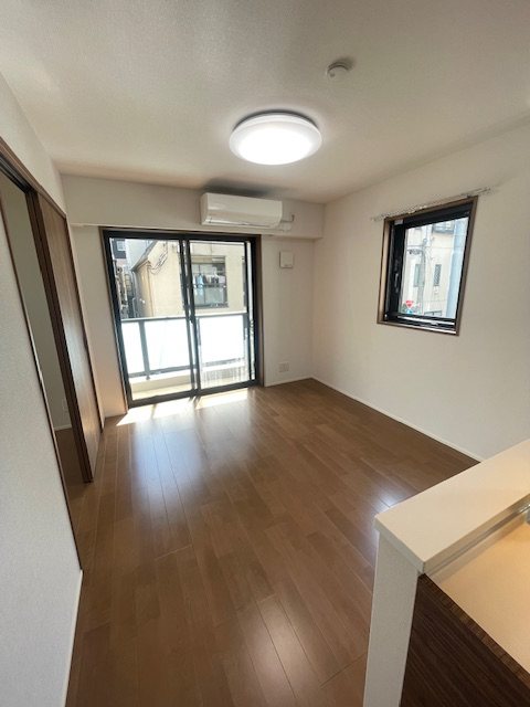 CREST COURT リビング