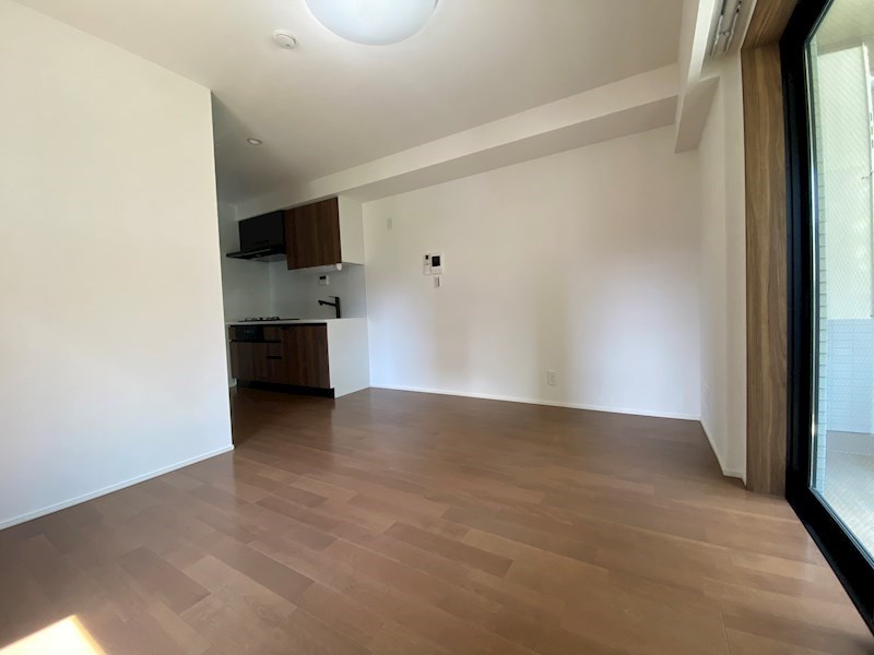 CREST COURT　TOGOSHI リビング