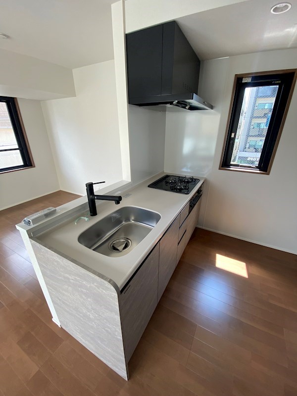 CREST COURT　TOGOSHI キッチン