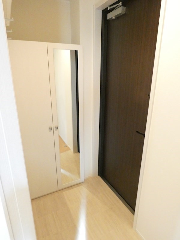 グランリュクス東大井 玄関