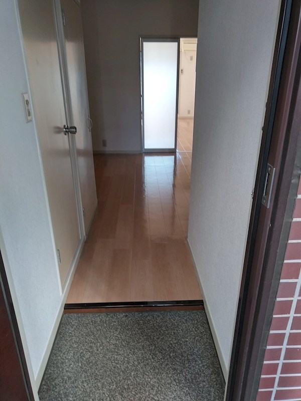 パルデンス中町 玄関