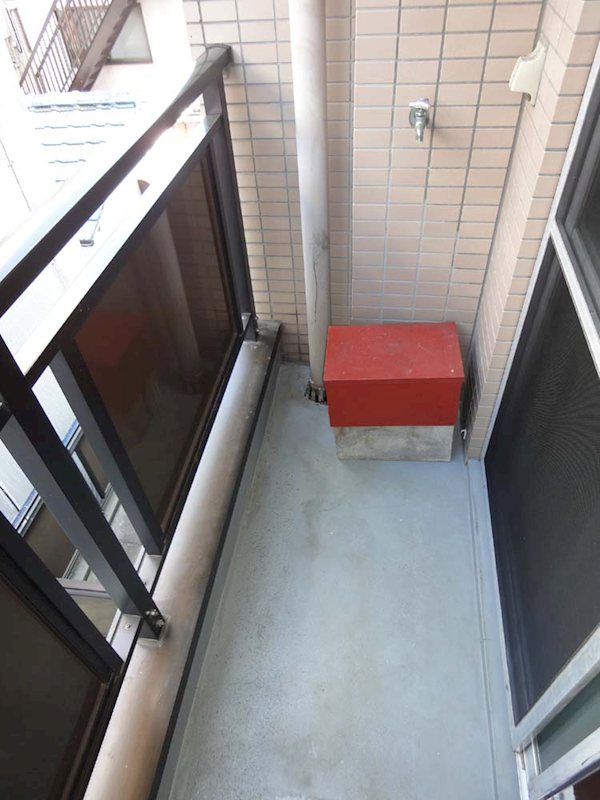 湯建ビル  ベランダ