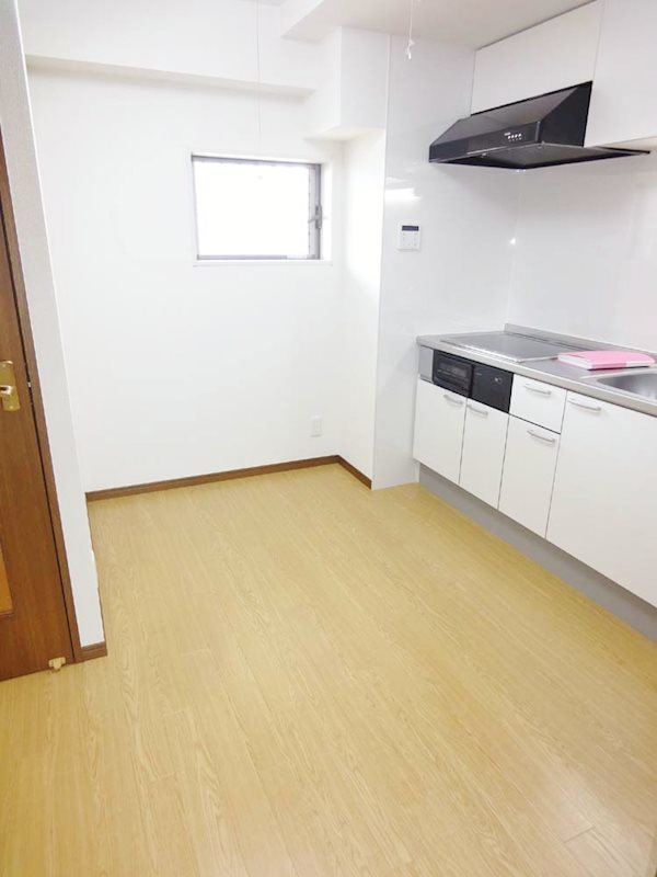 湯建ビル リビング