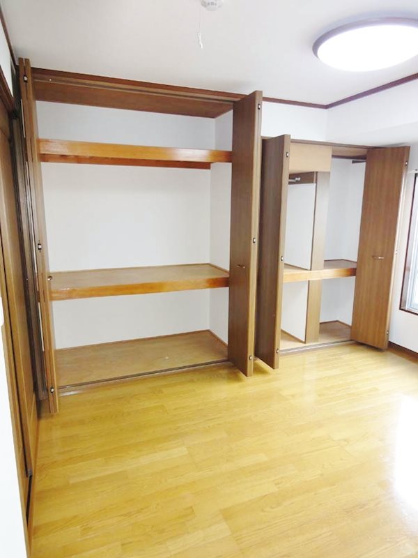 湯建ビル ベッドルーム