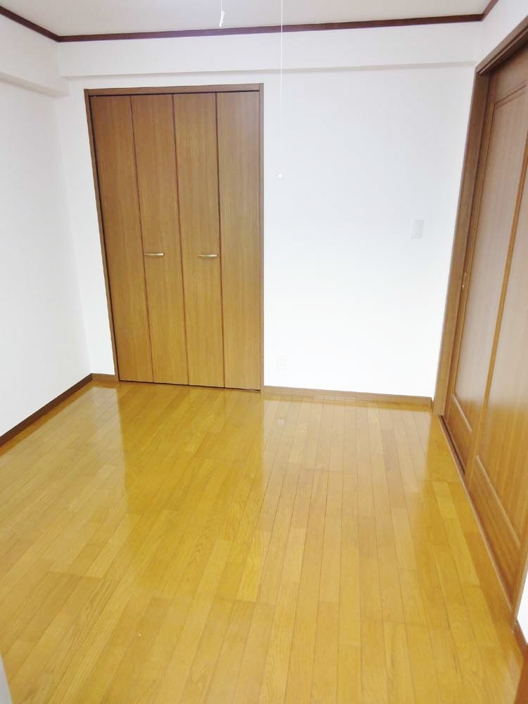 湯建ビル ベッドルーム