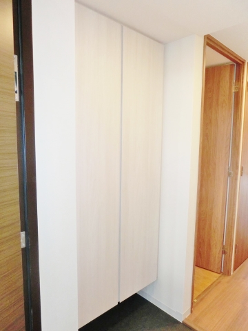 フレンシア洗足池 玄関