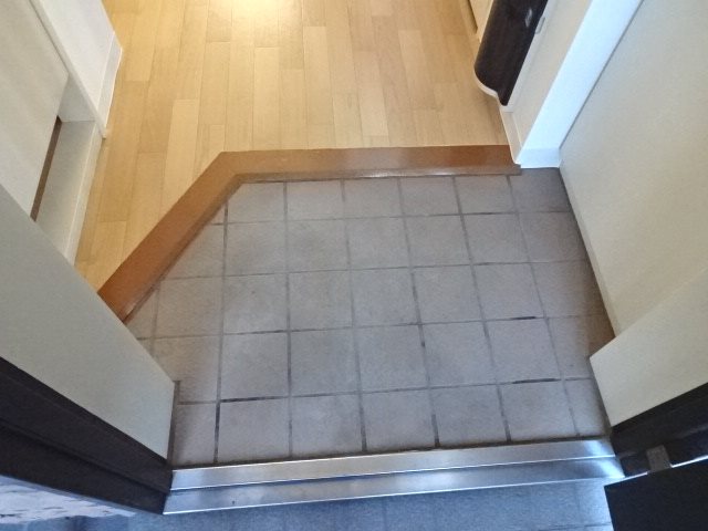 グランアリュール大鳥居 玄関