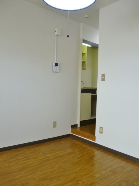 ハイツ大東 リビング