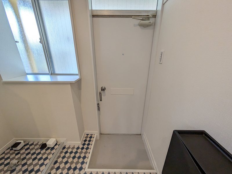 マンション牧野(2-17-3) 玄関