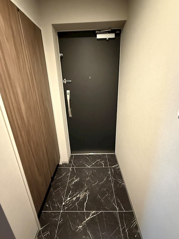 ウェルスクエア西大井 玄関