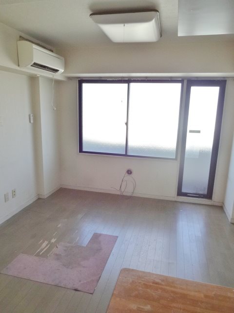 秀高ハイツ リビング