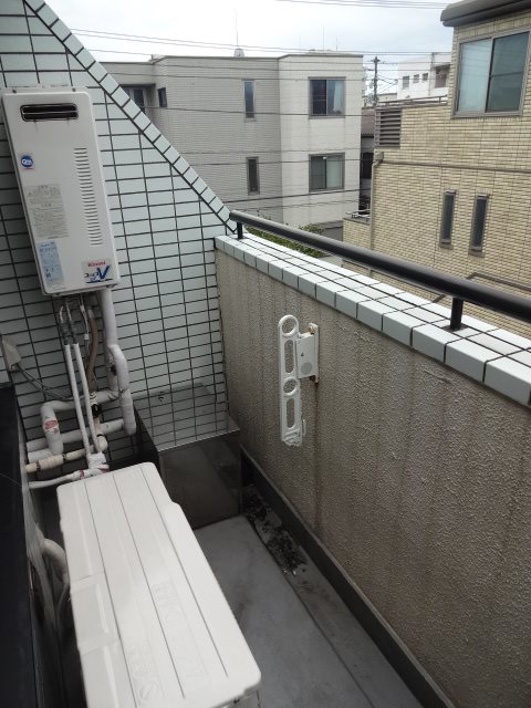 秀高ハイツ ベランダ